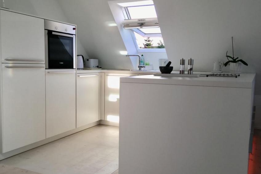 Helle Dachgeschosswohnung an der Flensburger Förde - foto 10