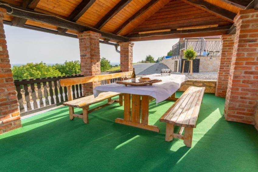 Villa Breg - Four Bedroom Villa with Pool, Hot-Tub and Sauna - foto 19