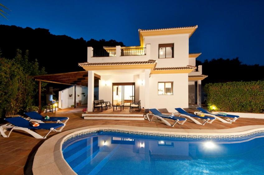 Villa Torcal 3, beheizter Pool, Wifi, Grill. - foto 2