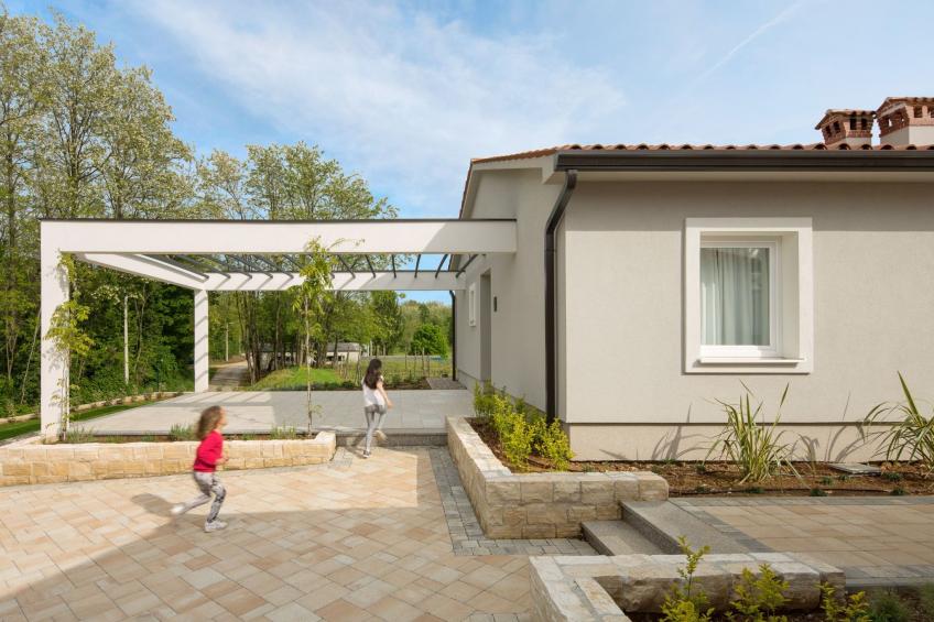 Charmante Villa mit gepflegtem Garten und beheiztem Pool - foto 7