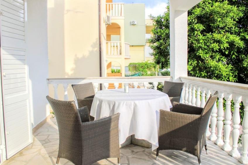 Weiße Idylle auf dem blauen Meer - foto 27