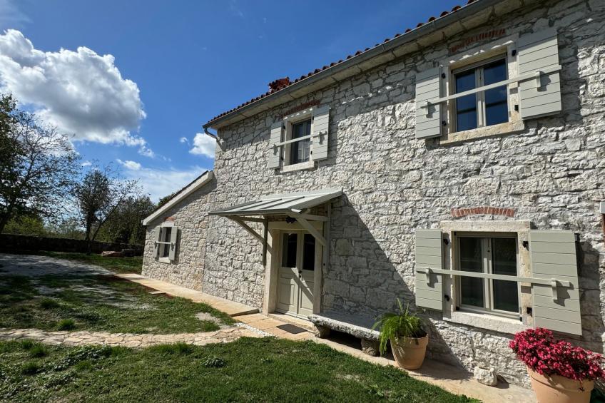 Ferienvilla mit Garten, Grill und Terrasse - foto 2