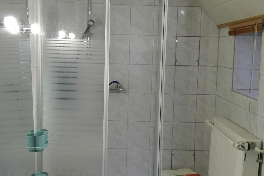 Ruhiggelegene Wohnung mit Garten und Terrasse - foto 6