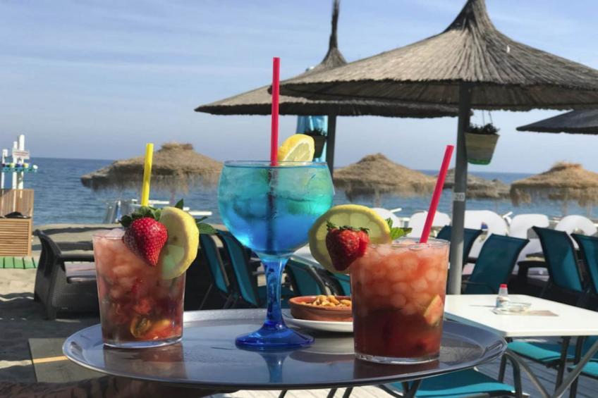 3-Bedroom Apartment with Sea & Mountain Views - foto 36