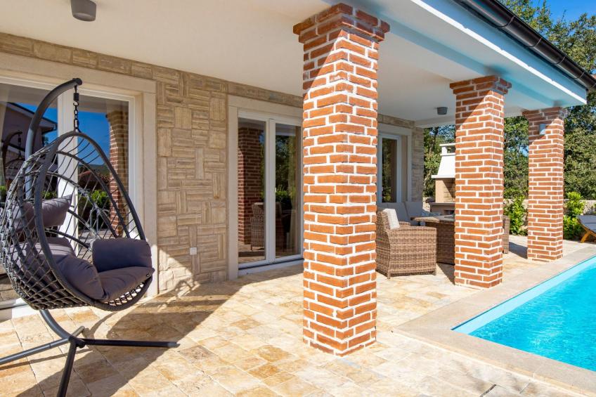 Romantische Villa mit Pool, umgeben von Natur - foto 19