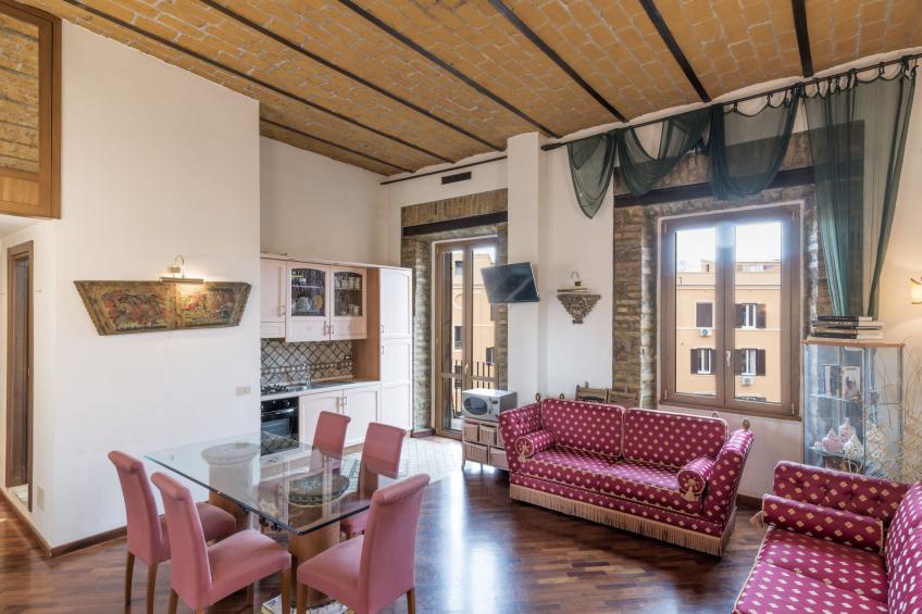 Lucilla Home