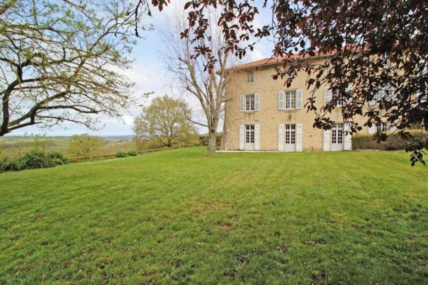 Gîte de France Les hauts de bosmie 2 épis