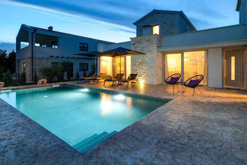 Villa mit Klimaanlage und Pool - BF-Z3864 - foto 17