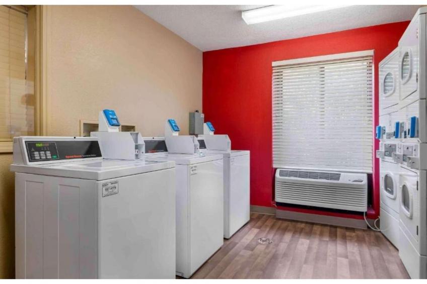 2 Full Beds | Non-Smoking, Kitchen - foto 28