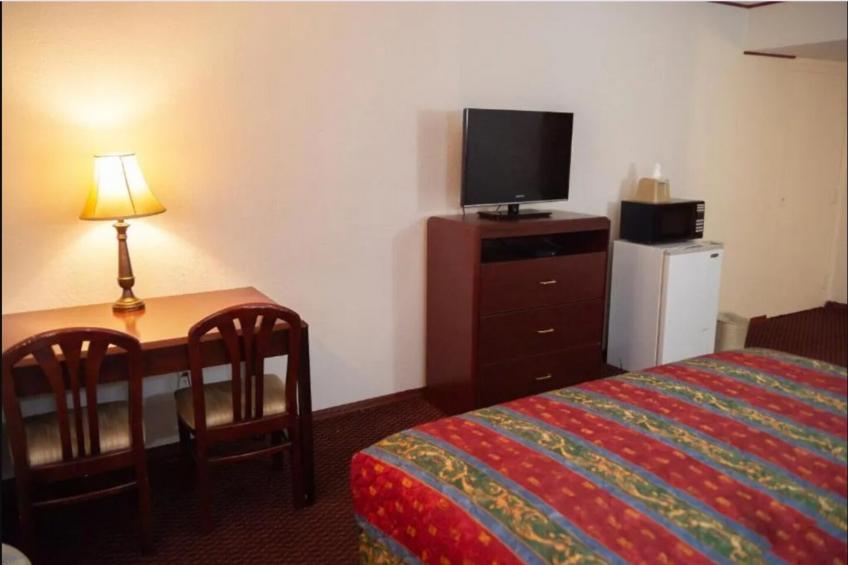 King Bed with Kitchenette Non-Smoking - foto 11