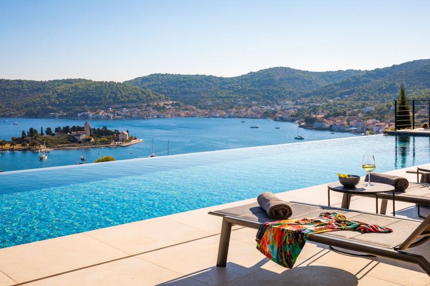 Breathtaking Villa  Vis Five Bedroom Villa with the Pool - foto 94