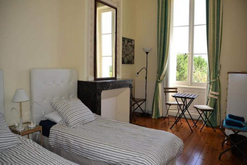 Château La Tuilière: Villa Avec Piscine Au Milieu De Son Vignoble - foto 6