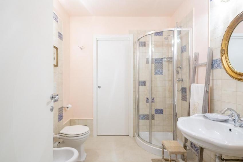 Rosa in der Toskana - foto 28