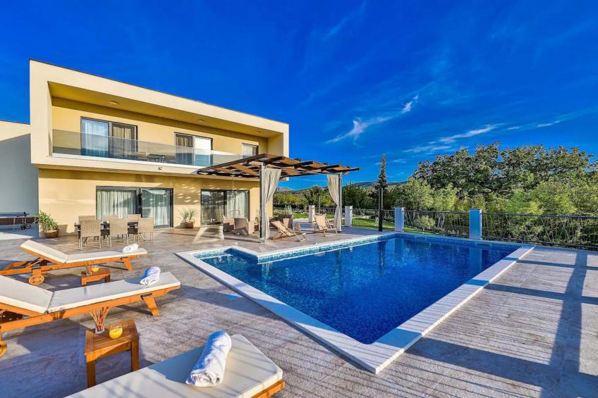 Luxurious Sanctuary Villa Primorski Dolac with Pool - Three Bedroom Villa with Pool - foto 26