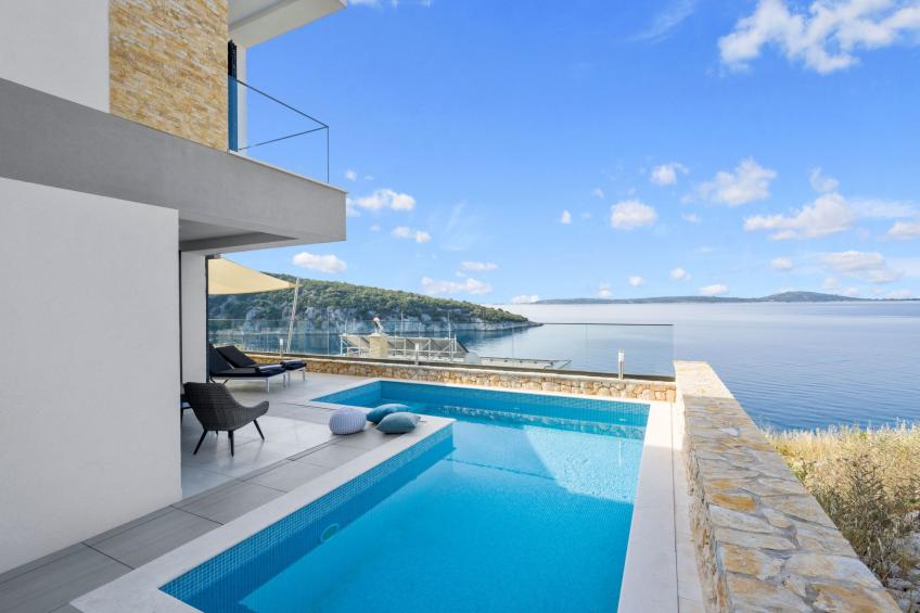 Gemütliches Ferienhaus in Vinišće mit Privatem Pool und Meerblick - foto 5