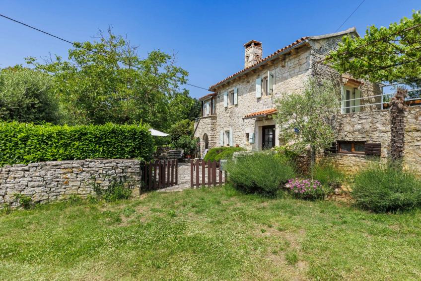 Stancija Svogari - foto 38