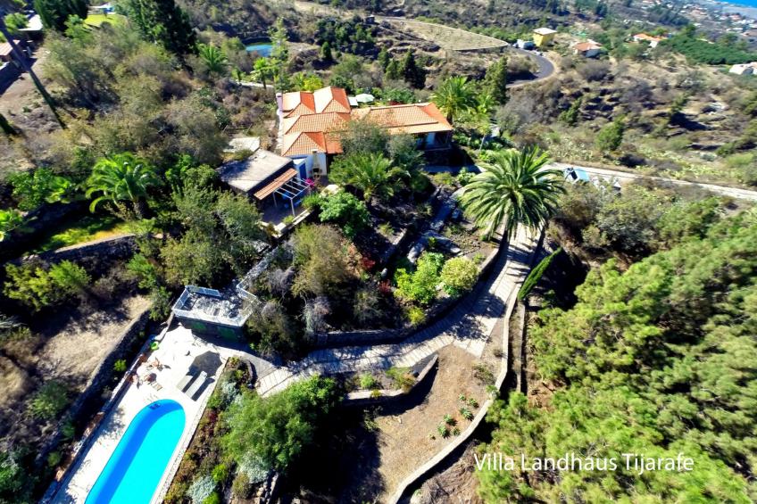 Anspruchsvolle Ferienvilla mit Panoramablick