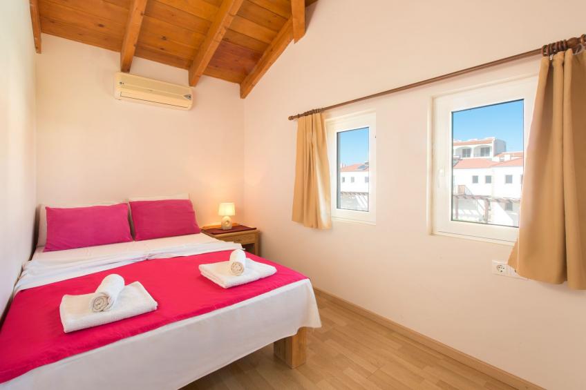 Haus in Kolympia mit Garten und schöner Aussicht - foto 15