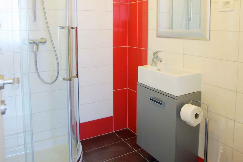 Vakantiewoning met airconditioning en balkon - VW-2VH6 - foto 18