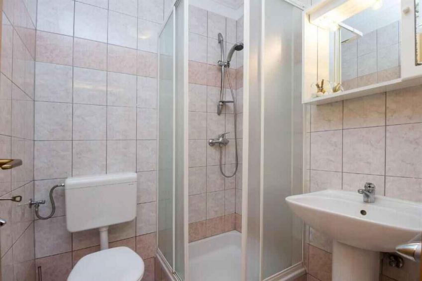 Ferienwohnung für 6 Personen in Mali Lošinj - BF-77J77 - foto 8