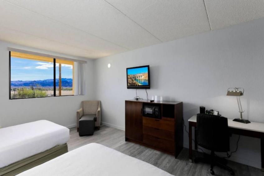 2 Queen Beds  Non-Smoking Balcony - foto 7