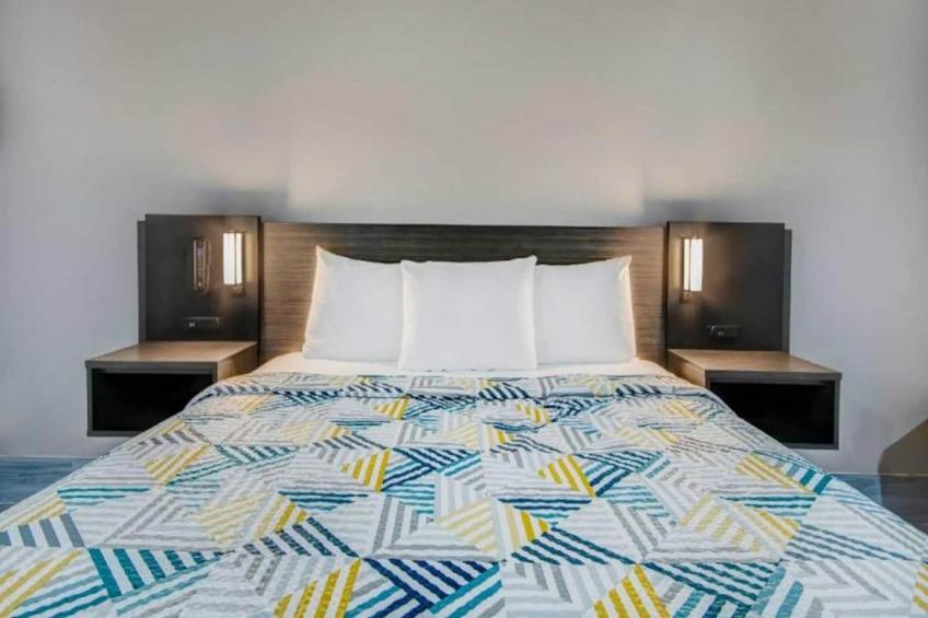 2 Queen Beds  ADA/RI Shower/Non-Smoking - foto 5