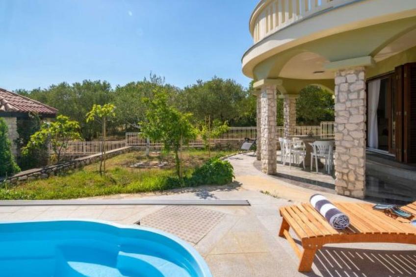 Charming Villa Rea, 8+2 with heated pool - foto 3