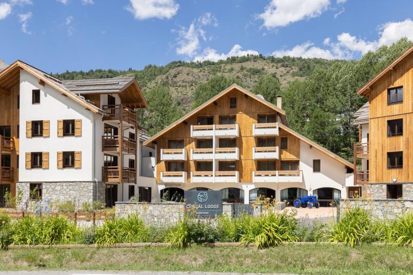 Le Cristal Lodge Daddy Pool RQ4S