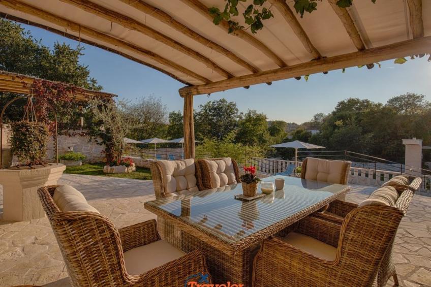 Schöne Steinvilla mit beheiztem Pool und Sauna - foto 16