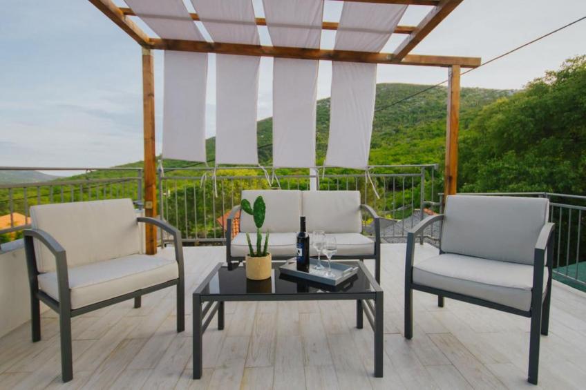 Tranquil Getaway Villa Prapatnica with Pool and Garden - Three  Bedroom Villa with Pool - foto 9