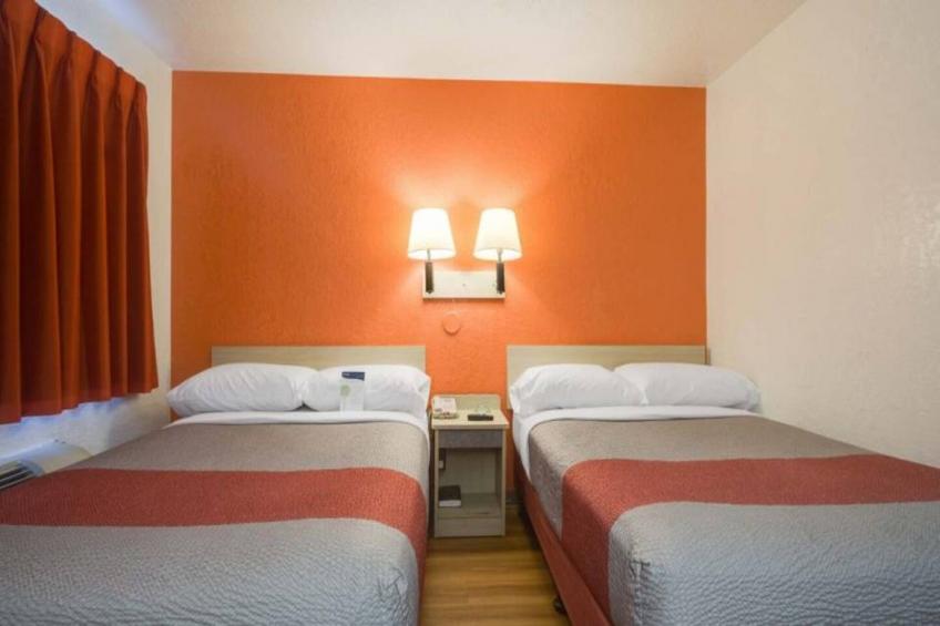 2 Full Beds  Non-Smoking - foto 9