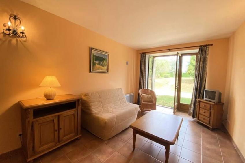 04b2 : Beau Studio Dans Un Mas Provençal - Piscine - foto 17