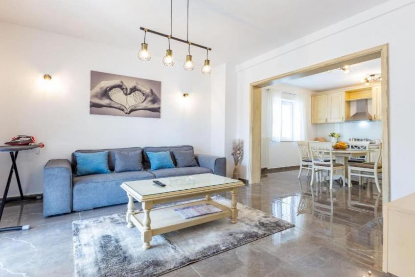 Peaceful Murvica Villa Pool, Garden, and Modern Comfort - Two Bedroom Holiday Home with Private Pool - foto 2