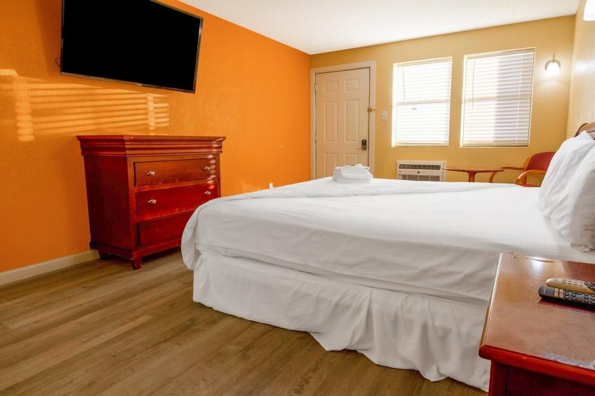 King Bed Non-Smoking - foto 20