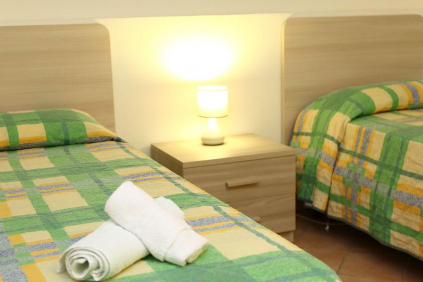 Helle mediterrane Villa mit Veranda und Garten - foto 23