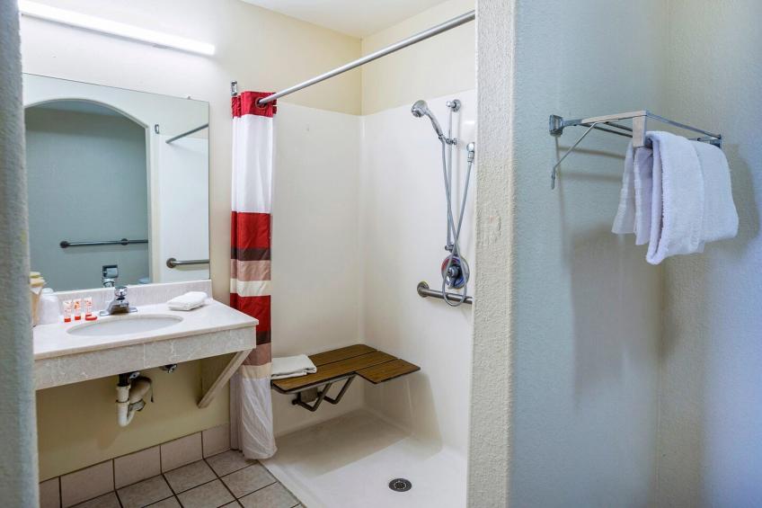 King Bed Non-Smoking - foto 32