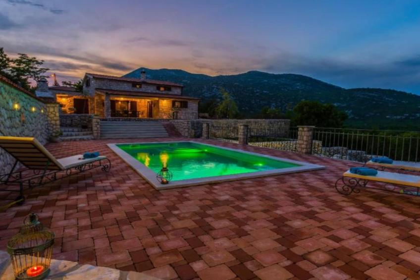 Rustic Haven Villa with swimming pool - foto 46