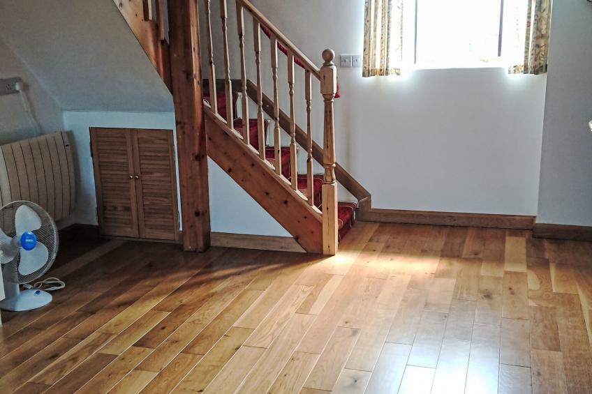 Haus in Crickadarn mit Parkplatz und Bergblick - foto 7