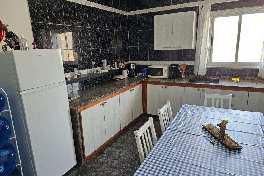 für 6 Personen ca. 90 m