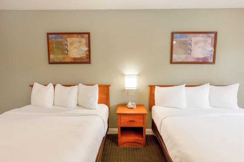 2 Queen Bed Smoking - foto 12