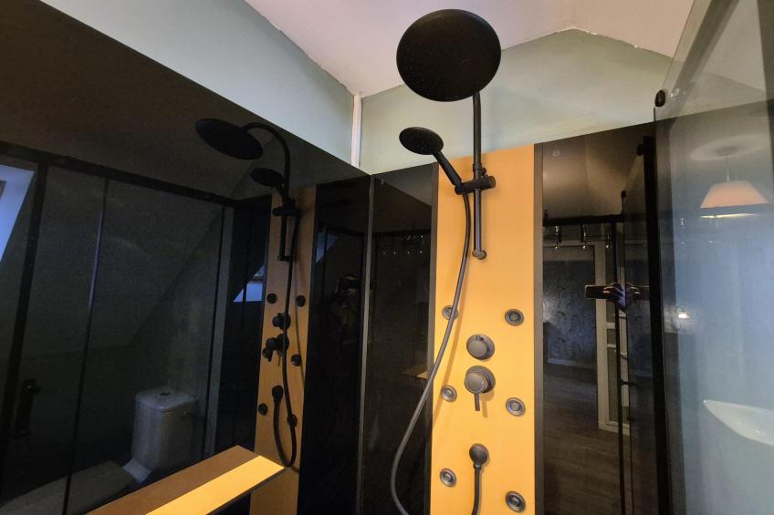 Studio au 1er étage - foto 12