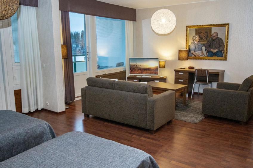 Kylpylä-hotelli, kekkosen sviitti, room - foto 2