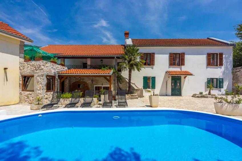 Villa met zwembad - BF-BG87F - foto 9