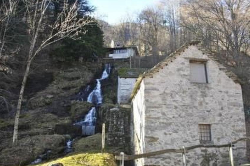 Rustico di vacanza nel nucleo di Moghegno - foto 21