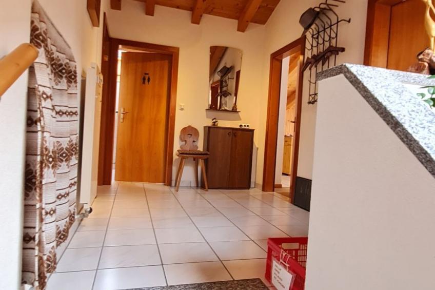 Chalet Haus (bei Einfahrt grosser Nussbaum ) - foto 8