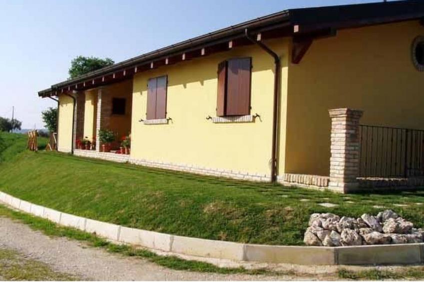 in Notaresco mit Grill und Garten - foto 10