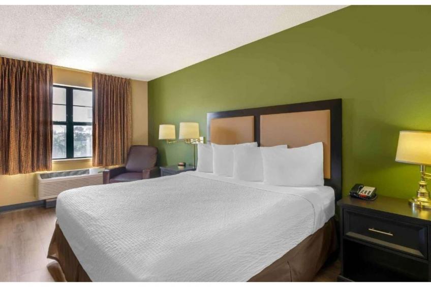 1 Queen Bed | Non-Smoking, Kitchen - foto 14