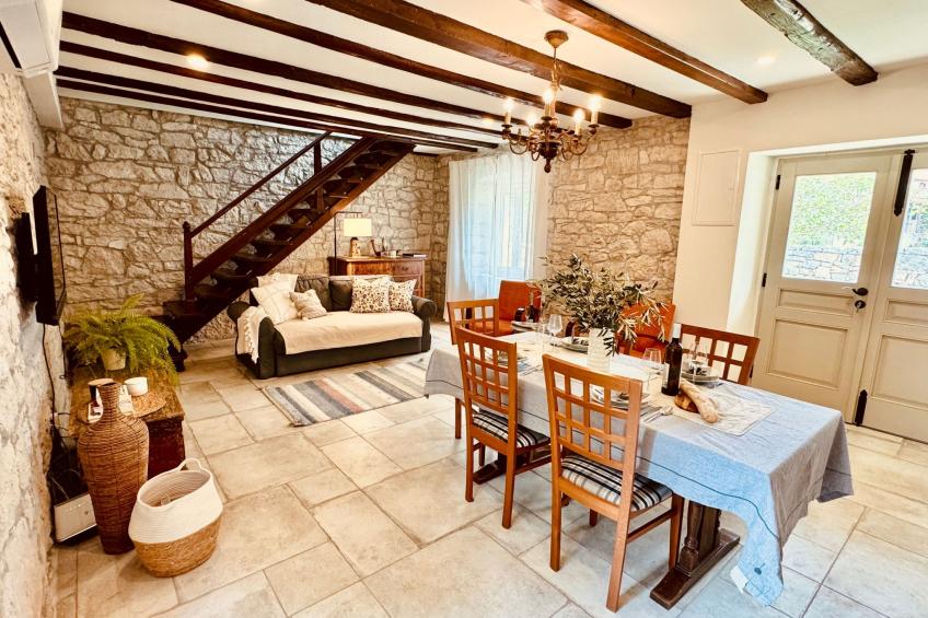 Ferienvilla mit Garten, Grill und Terrasse - foto 12