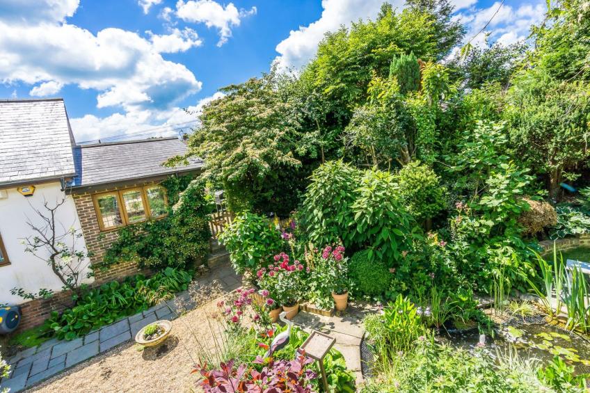 Anwesen mit Pool - foto 24