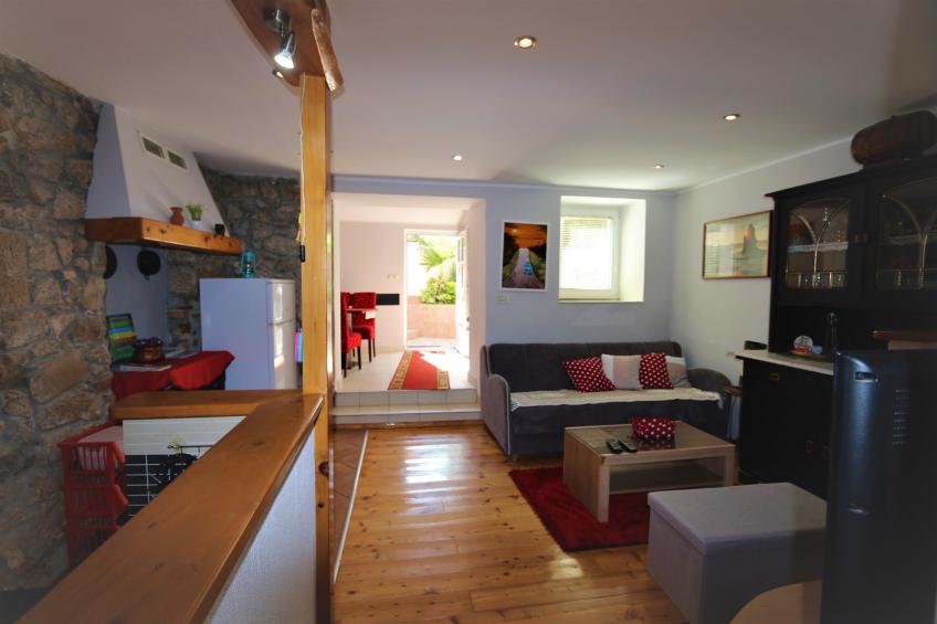 Holiday apartment with terrace in the city center - BF-V7ZH - foto 8